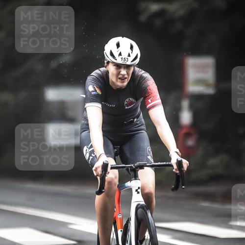 13.09.2026 - Stadtparktriathlon H.Heesch http://msf.ph/oto/10352137 13.09.2026 09:27:16 Radfahren 105, 110, 112, 121, 141, 153 meine-sportfotos.de