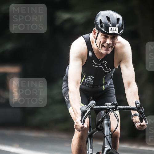 13.09.2026 - Stadtparktriathlon H.Heesch http://msf.ph/oto/10352162 13.09.2026 11:06:23 Radfahren 427, 544, 564, 632 meine-sportfotos.de