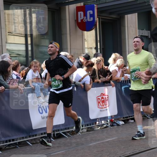 13.09.2026 - 21. swb-Marathon Bremen Strokosch-Dieckow http://msf.ph/oto/10352220 13.09.2026 13:32:27 Ziel 891, 1437, 1687, 2611, 2638, 2992, 3354, 3878, 3895, 3902, 4233, 4323, 4862, 5009, 5090, 5398, 5581, 5657, 6018, 6583, 6718, 6760, 6786, 7016, 7466, 7758, 7990, 8344, 8367, 8506, 8957, 9175, 9406, 10048, 13164, 13232, 13234, 13247, 287, 1369, 1687, 2292, 2293, 2910, 2992, 3402, 3429, 3441, 3650, 3922, 4057, 4263, 4380, 4471, 4566, 4655, 4835, 5281, 5628, 6258, 6475, 6518, 6593, 7182, 7818, 9394, 13182 meine-sportfotos.de