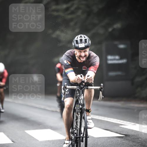 13.09.2026 - Stadtparktriathlon H.Heesch http://msf.ph/oto/10352223 13.09.2026 09:27:21 Radfahren 92, 99, 105, 110, 112, 121, 130, 141, 153, 155 meine-sportfotos.de