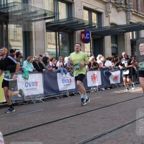 13.09.2026 - 21. swb-Marathon Bremen Strokosch-Dieckow http://msf.ph/oto/10352262 13.09.2026 13:32:28 Ziel 891, 1437, 1532, 2611, 2638, 3354, 3773, 3878, 3895, 3902, 4194, 4233, 4323, 4862, 5009, 5090, 5398, 5581, 5657, 6018, 6583, 6718, 6760, 6786, 7016, 7466, 7756, 7758, 7990, 8344, 8367, 8506, 8957, 9175, 9406, 9745, 10048, 13164, 13232, 13234, 13247, 287, 1369, 1687, 2292, 2293, 2910, 2992, 3402, 3429, 3441, 3650, 3922, 4057, 4263, 4380, 4471, 4566, 4655, 4835, 5281, 5628, 6258, 6475, 6518, 6593, 6760, 7182, 7818, 9394, 13182 meine-sportfotos.de