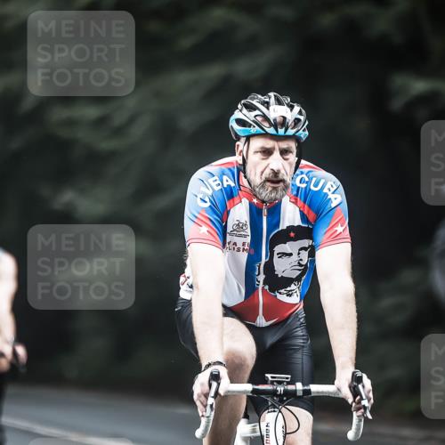13.09.2026 - Stadtparktriathlon H.Heesch http://msf.ph/oto/10352299 13.09.2026 11:06:39 Radfahren 443, 611, 614, 634, 656, 674 meine-sportfotos.de