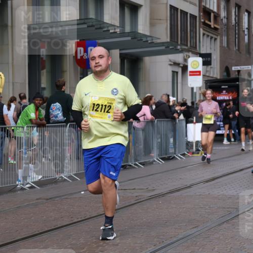 13.09.2026 - 21. swb-Marathon Bremen Strokosch-Dieckow http://msf.ph/oto/10352327 13.09.2026 11:14:21 Ziel 10303, 10519, 10557, 10705, 10722, 10805, 11041, 11097, 11098, 11140, 11186, 11288, 11408, 11876, 12112, 12191, 12193, 12431, 10395, 10396, 10402, 10586, 10784, 10854, 11027, 11173, 11233, 11363, 11535, 11703, 11864, 11902, 12100 meine-sportfotos.de