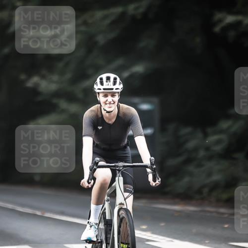 13.09.2026 - Stadtparktriathlon H.Heesch http://msf.ph/oto/10352330 13.09.2026 11:06:44 Radfahren 443, 490, 550, 611, 634, 641, 656, 674 meine-sportfotos.de