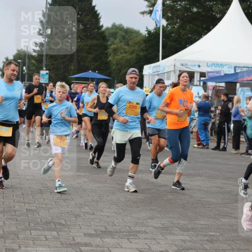 13.09.2026 - Kiel Lauf Andreas Tolksdorf http://msf.ph/oto/10352335 13.09.2026 09:56:30 Kiellinie 4535, 4443, 8305, 7199 meine-sportfotos.de