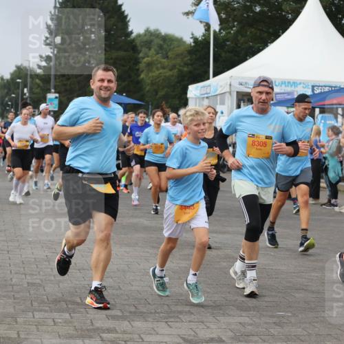 13.09.2026 - Kiel Lauf Andreas Tolksdorf http://msf.ph/oto/10352366 13.09.2026 09:56:31 Kiellinie 4535, 3134, 38, 8305, 4443, 7636 meine-sportfotos.de