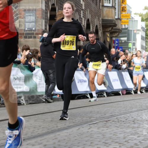 13.09.2026 - 21. swb-Marathon Bremen Strokosch-Dieckow http://msf.ph/oto/10352367 13.09.2026 10:55:10 Ziel 10589, 10608, 10646, 10901, 11040, 11174, 11569, 11620, 11860, 11874, 11889, 11976, 12313, 12519, 12800, 13526, 13592, 10725, 11014, 11466, 11631, 11910, 12201, 12218, 12258, 12549 meine-sportfotos.de