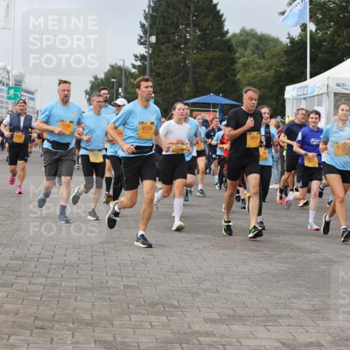13.09.2026 - Kiel Lauf Andreas Tolksdorf http://msf.ph/oto/10352408 13.09.2026 09:56:32 Kiellinie 7156, 4535, 2653, 2867, 973, 5972 meine-sportfotos.de