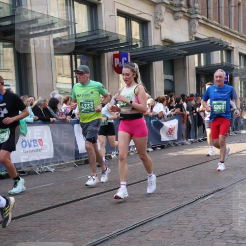 13.09.2026 - 21. swb-Marathon Bremen Strokosch-Dieckow http://msf.ph/oto/10352415 13.09.2026 13:32:31 Ziel 891, 1437, 1532, 2611, 2638, 3167, 3354, 3404, 3773, 3895, 3902, 4194, 4233, 4323, 4862, 5009, 5090, 5398, 5581, 5657, 5706, 6018, 6583, 6718, 6786, 6941, 7016, 7466, 7756, 7758, 8344, 8367, 8506, 9406, 9745, 9829, 10048, 13039, 13146, 13164, 13232, 13234, 13247, 287, 1369, 1687, 2292, 2293, 2910, 2992, 3354, 3402, 3429, 3441, 3650, 3878, 3922, 4057, 4263, 4380, 4471, 4655, 4835, 5281, 5628, 6258, 6475, 6518, 6593, 6760, 7182, 9394, 13182 meine-sportfotos.de