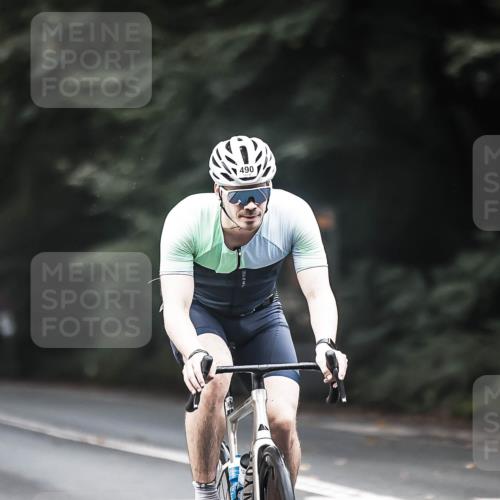 13.09.2026 - Stadtparktriathlon H.Heesch http://msf.ph/oto/10352424 13.09.2026 11:06:50 Radfahren 394, 443, 490, 550, 641 meine-sportfotos.de