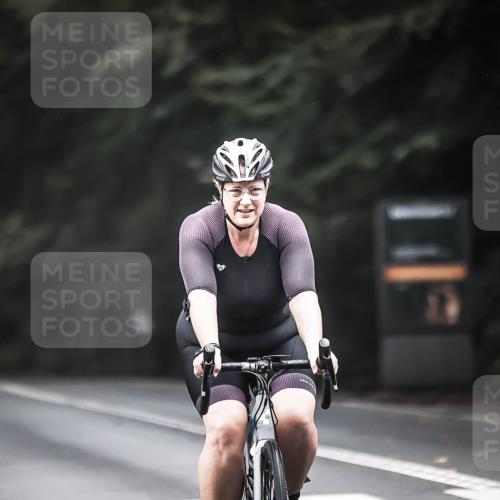 13.09.2026 - Stadtparktriathlon H.Heesch http://msf.ph/oto/10352444 13.09.2026 11:06:53 Radfahren 394, 490, 641 meine-sportfotos.de