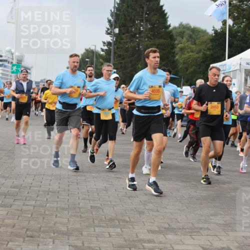 13.09.2026 - Kiel Lauf Andreas Tolksdorf http://msf.ph/oto/10352446 13.09.2026 09:56:32 Kiellinie 13, 8203, 56, 113, 4535, 191, 2653, 973, 3134 meine-sportfotos.de