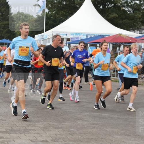 13.09.2026 - Kiel Lauf Andreas Tolksdorf http://msf.ph/oto/10352454 13.09.2026 09:56:33 Kiellinie 715, 39, 4535, 2653, 1183, 973, 3134, 5972 meine-sportfotos.de