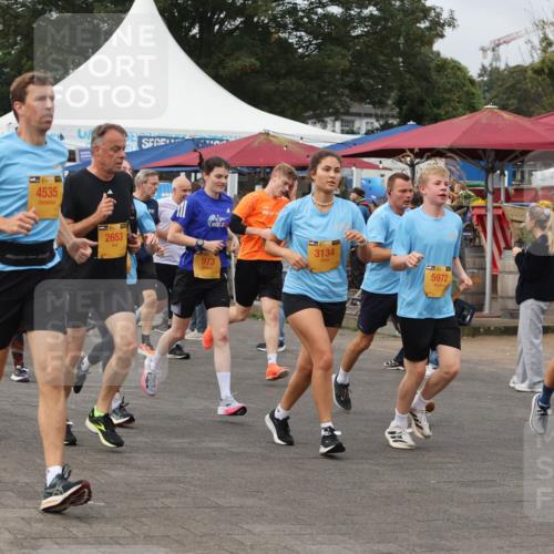 13.09.2026 - Kiel Lauf Andreas Tolksdorf http://msf.ph/oto/10352472 13.09.2026 09:56:33 Kiellinie 2667, 4535, 2653, 973, 38, 3134, 5972, 17 meine-sportfotos.de