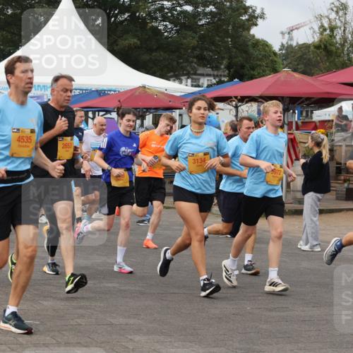 13.09.2026 - Kiel Lauf Andreas Tolksdorf http://msf.ph/oto/10352483 13.09.2026 09:56:33 Kiellinie 2667, 11, 39, 4535, 2653, 39, 3134, 972, 17 meine-sportfotos.de