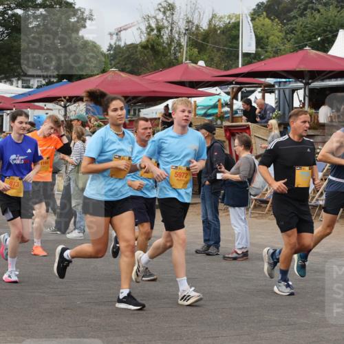 13.09.2026 - Kiel Lauf Andreas Tolksdorf http://msf.ph/oto/10352502 13.09.2026 09:56:34 Kiellinie 4535, 973, 1164, 5972, 17 meine-sportfotos.de