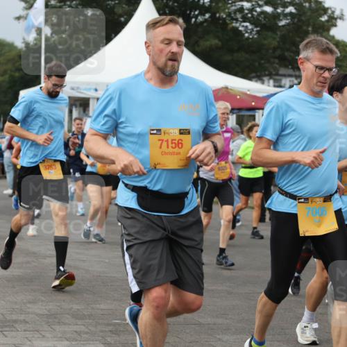 13.09.2026 - Kiel Lauf Andreas Tolksdorf http://msf.ph/oto/10352539 13.09.2026 09:56:35 Kiellinie 3753, 7156, 9325, 7006, 38, 2667 meine-sportfotos.de
