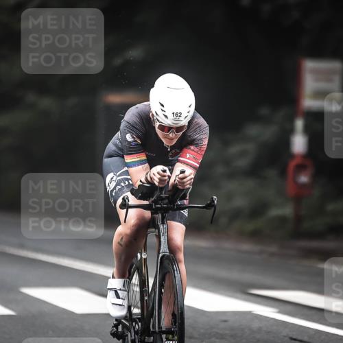 13.09.2026 - Stadtparktriathlon H.Heesch http://msf.ph/oto/10352550 13.09.2026 09:28:25 Radfahren 108, 143, 162 meine-sportfotos.de