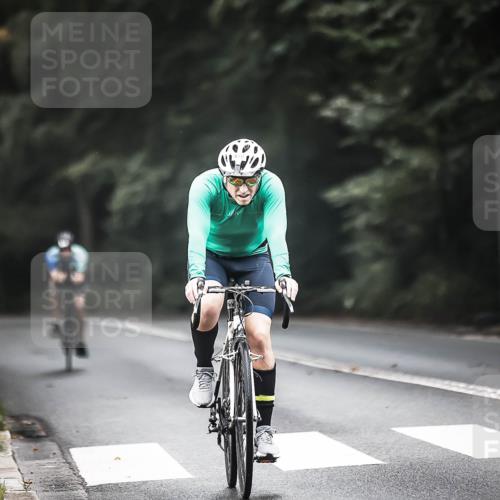 13.09.2026 - Stadtparktriathlon H.Heesch http://msf.ph/oto/10352554 13.09.2026 11:07:01 Radfahren 478, 584, 707 meine-sportfotos.de