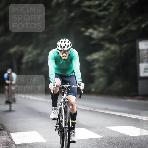 13.09.2026 - Stadtparktriathlon H.Heesch http://msf.ph/oto/10352559 13.09.2026 11:07:02 Radfahren 478, 584, 707 meine-sportfotos.de