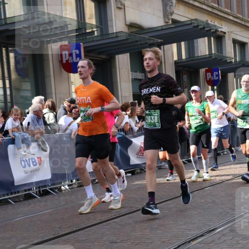 13.09.2026 - 21. swb-Marathon Bremen Strokosch-Dieckow http://msf.ph/oto/10352563 13.09.2026 13:32:36 Ziel 891, 1532, 2440, 2638, 2959, 3167, 3404, 3710, 3773, 3895, 3902, 4194, 4233, 4659, 5009, 5090, 5410, 5581, 5657, 5706, 5749, 5981, 6018, 6718, 6786, 6941, 7016, 7466, 7756, 7758, 7788, 8344, 8367, 8506, 9292, 9406, 9745, 9829, 10048, 13019, 13039, 13092, 13093, 13146, 13164, 13232, 13234, 13247, 287, 1369, 1437, 1687, 2292, 2293, 2611, 2910, 2992, 3354, 3402, 3429, 3441, 3650, 3878, 3922, 4057, 4263, 4323, 4380, 4471, 4655, 4835, 4862, 5281, 5398, 6518, 6593, 6760 meine-sportfotos.de
