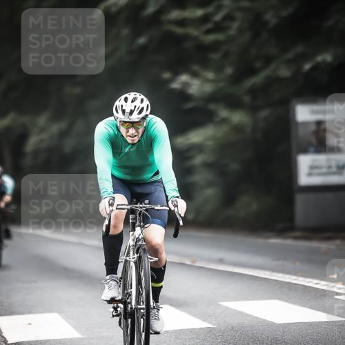 13.09.2026 - Stadtparktriathlon H.Heesch http://msf.ph/oto/10352567 13.09.2026 11:07:02 Radfahren 478, 584, 707 meine-sportfotos.de