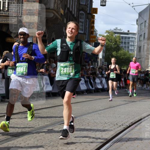 13.09.2026 - 21. swb-Marathon Bremen Strokosch-Dieckow http://msf.ph/oto/10352583 13.09.2026 13:33:09 Ziel 891, 1437, 1532, 2611, 2638, 3167, 3773, 3895, 3902, 4194, 4233, 4862, 5009, 5090, 5398, 5581, 5657, 6018, 6583, 6718, 6786, 6941, 7016, 7466, 7756, 7758, 8344, 8367, 8506, 9406, 9745, 10048, 13164, 13232, 13234, 13247, 831, 1124, 2283, 2393, 2980, 4052, 4243, 4260, 4492, 4536, 4565, 5040, 5324, 5560, 5660, 5790, 5861, 5862, 5914, 6421, 6614, 6777, 6915, 7145, 7421, 7467, 7789, 7830, 9206, 9616, 9856, 13101 meine-sportfotos.de
