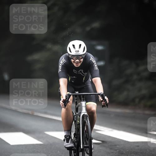 13.09.2026 - Stadtparktriathlon H.Heesch http://msf.ph/oto/10352595 13.09.2026 09:28:29 Radfahren 108, 143, 160, 162, 208 meine-sportfotos.de