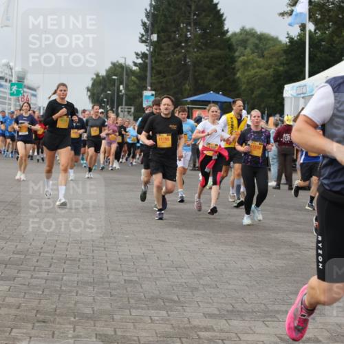 13.09.2026 - Kiel Lauf Andreas Tolksdorf http://msf.ph/oto/10352597 13.09.2026 09:56:37 Kiellinie 11195, 1232, 1, 39, 8203 meine-sportfotos.de