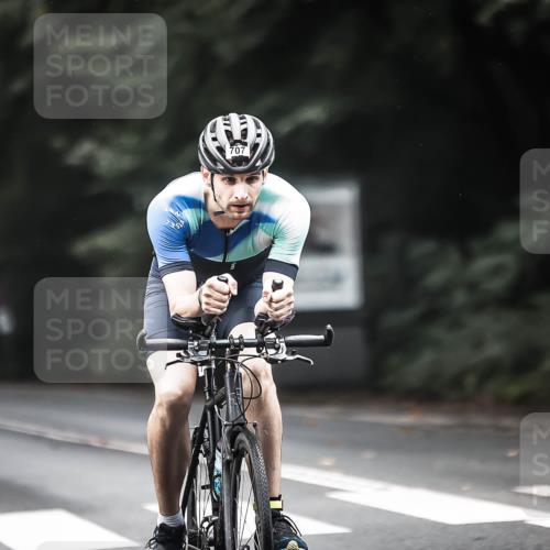 13.09.2026 - Stadtparktriathlon H.Heesch http://msf.ph/oto/10352601 13.09.2026 11:07:06 Radfahren 478, 584, 707 meine-sportfotos.de