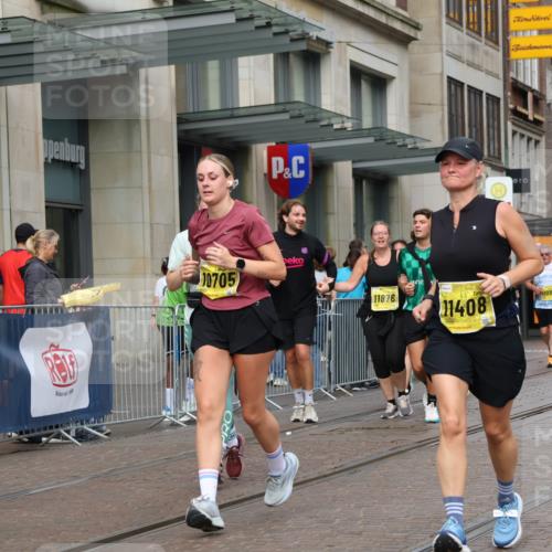 13.09.2026 - 21. swb-Marathon Bremen Strokosch-Dieckow http://msf.ph/oto/10352614 13.09.2026 11:14:29 Ziel 10271, 10519, 10557, 10605, 10705, 10752, 10776, 10805, 11085, 11097, 11098, 11186, 11288, 11408, 11645, 11673, 11876, 11974, 12191, 12193, 10303, 10395, 10396, 10402, 10586, 10722, 10784, 10854, 11041, 11140, 11173, 11233, 11363, 11535, 11703, 11864, 12100, 12112, 12431 meine-sportfotos.de