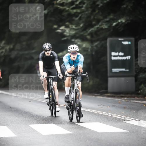 13.09.2026 - Stadtparktriathlon H.Heesch http://msf.ph/oto/10352631 13.09.2026 11:07:13 Radfahren 586, 599, 639, 646, 677 meine-sportfotos.de