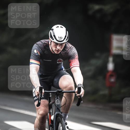 13.09.2026 - Stadtparktriathlon H.Heesch http://msf.ph/oto/10352639 13.09.2026 09:28:31 Radfahren 108, 143, 158, 160, 162, 208 meine-sportfotos.de
