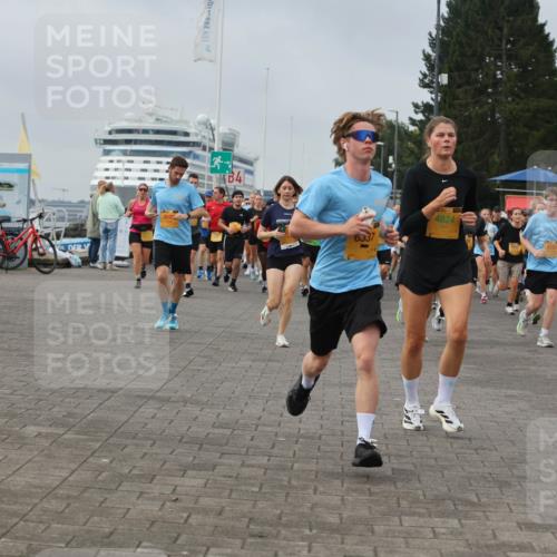 13.09.2026 - Kiel Lauf Andreas Tolksdorf http://msf.ph/oto/10352671 13.09.2026 09:56:39 Kiellinie 101, 6337, 39, 4824, 38, 1254, 11195 meine-sportfotos.de