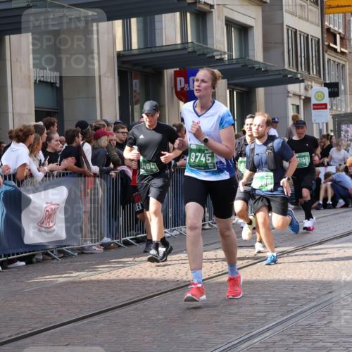 13.09.2026 - 21. swb-Marathon Bremen Strokosch-Dieckow http://msf.ph/oto/10352679 13.09.2026 13:32:38 Ziel 891, 1532, 2440, 2638, 2959, 3167, 3404, 3710, 3773, 3902, 4194, 4233, 4659, 5009, 5090, 5395, 5410, 5581, 5657, 5706, 5749, 5981, 6018, 6718, 6786, 6941, 7016, 7756, 7788, 8367, 8506, 9269, 9292, 9406, 9745, 9829, 10048, 13019, 13039, 13092, 13093, 13146, 13164, 13232, 13234, 13247, 287, 1437, 1687, 2292, 2293, 2611, 2910, 2992, 3354, 3402, 3429, 3441, 3878, 3895, 3922, 4263, 4323, 4380, 4471, 4655, 4835, 4862, 5281, 5398, 6518, 6593, 6760 meine-sportfotos.de