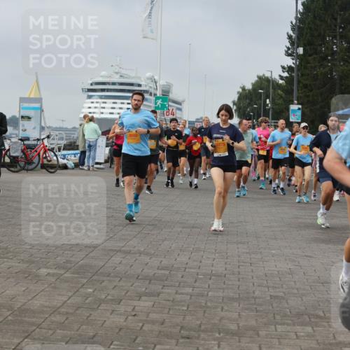 13.09.2026 - Kiel Lauf Andreas Tolksdorf http://msf.ph/oto/10352693 13.09.2026 09:56:40 Kiellinie 8680, 2, 1075, 6537 meine-sportfotos.de