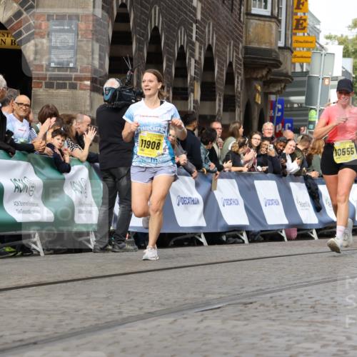 13.09.2026 - 21. swb-Marathon Bremen Strokosch-Dieckow http://msf.ph/oto/10352704 13.09.2026 10:55:13 Ziel 10589, 10646, 10901, 11040, 11569, 11620, 11860, 11889, 11976, 12313, 12800, 13592, 10256, 10725, 11014, 11466, 11910, 11977, 12218, 12258, 12549 meine-sportfotos.de