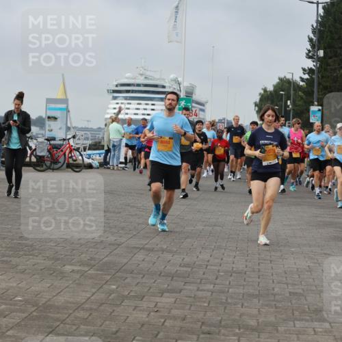 13.09.2026 - Kiel Lauf Andreas Tolksdorf http://msf.ph/oto/10352712 13.09.2026 09:56:40 Kiellinie 83, 1075, 8680, 111, 9341, 4703 meine-sportfotos.de