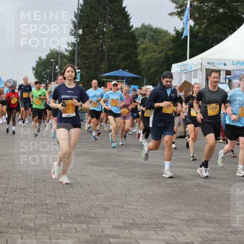 13.09.2026 - Kiel Lauf Andreas Tolksdorf http://msf.ph/oto/10352738 13.09.2026 09:56:41 Kiellinie 8680, 1075, 4475, 11101, 6163 meine-sportfotos.de
