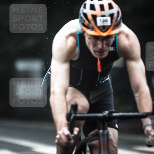 13.09.2026 - Stadtparktriathlon H.Heesch http://msf.ph/oto/10352765 13.09.2026 09:28:40 Radfahren 81, 106, 154, 158, 160, 167, 184 meine-sportfotos.de