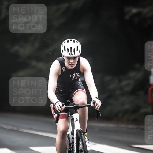 13.09.2026 - Stadtparktriathlon H.Heesch http://msf.ph/oto/10352807 13.09.2026 09:28:45 Radfahren 81, 106, 154, 167, 198 meine-sportfotos.de