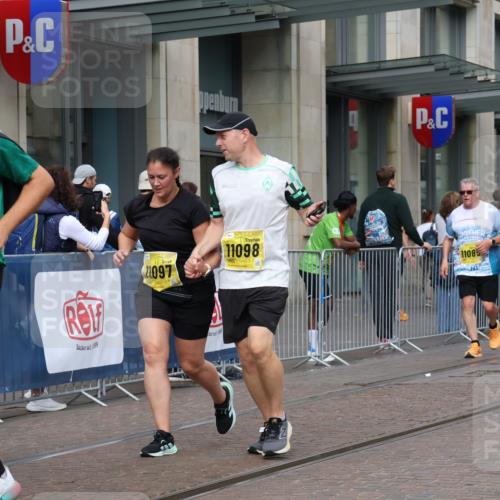 13.09.2026 - 21. swb-Marathon Bremen Strokosch-Dieckow http://msf.ph/oto/10352819 13.09.2026 11:14:35 Ziel 10271, 10325, 10519, 10557, 10605, 10705, 10752, 10776, 10805, 11085, 11097, 11098, 11186, 11288, 11645, 11673, 11810, 11876, 11974, 12110, 12191, 12193, 12333, 10303, 10395, 10396, 10402, 10586, 10722, 10784, 10854, 11041, 11140, 11173, 11363, 11408, 11703, 11864, 12100, 12112, 12431 meine-sportfotos.de