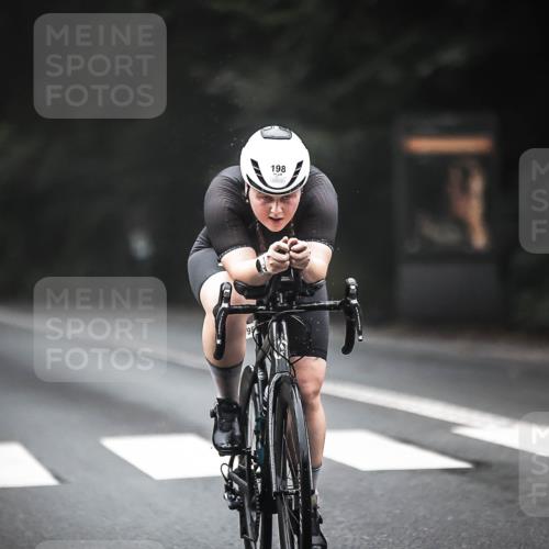 13.09.2026 - Stadtparktriathlon H.Heesch http://msf.ph/oto/10352833 13.09.2026 09:28:49 Radfahren 81, 154, 167, 197, 198 meine-sportfotos.de