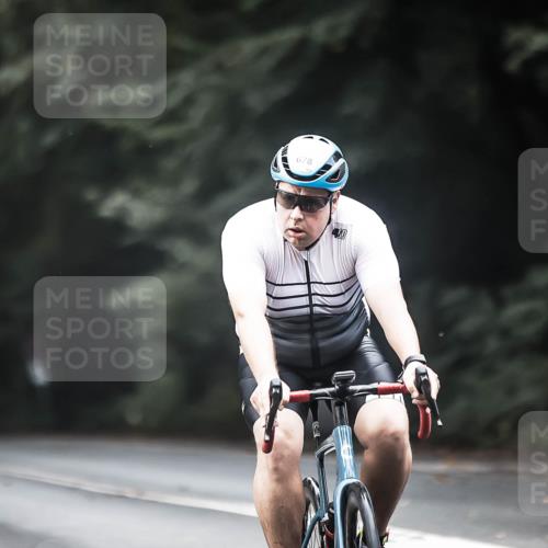 13.09.2026 - Stadtparktriathlon H.Heesch http://msf.ph/oto/10352841 13.09.2026 11:07:25 Radfahren 469, 518, 530, 533, 575, 586, 639, 678, 699 meine-sportfotos.de