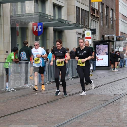 13.09.2026 - 21. swb-Marathon Bremen Strokosch-Dieckow http://msf.ph/oto/10352843 13.09.2026 11:14:35 Ziel 10271, 10325, 10519, 10557, 10605, 10705, 10752, 10776, 10805, 11085, 11097, 11098, 11186, 11288, 11645, 11673, 11810, 11876, 11974, 12110, 12191, 12193, 12333, 10303, 10395, 10396, 10402, 10586, 10722, 10784, 10854, 11041, 11140, 11173, 11363, 11408, 11703, 11864, 12100, 12112, 12431 meine-sportfotos.de