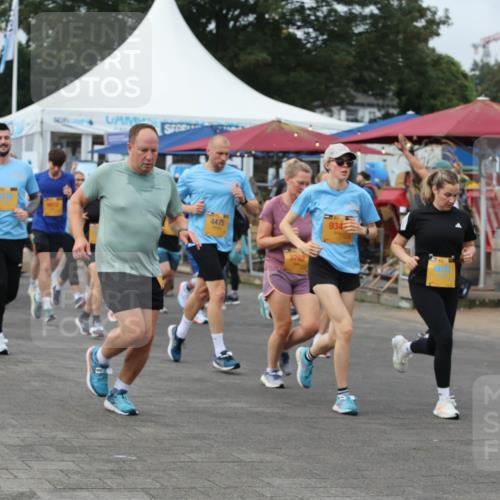 13.09.2026 - Kiel Lauf Andreas Tolksdorf http://msf.ph/oto/10352870 13.09.2026 09:56:45 Kiellinie 4475, 8762, 934, 2633 meine-sportfotos.de