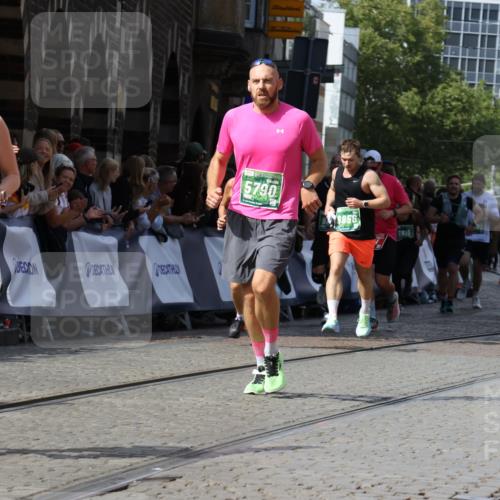 13.09.2026 - 21. swb-Marathon Bremen Strokosch-Dieckow http://msf.ph/oto/10352902 13.09.2026 13:33:12 Ziel 891, 1532, 2638, 3167, 3404, 3773, 3895, 3902, 4194, 4233, 5009, 5090, 5581, 5657, 5706, 6018, 6718, 6786, 6941, 7016, 7466, 7756, 7758, 8367, 8506, 9292, 9406, 9745, 9829, 10048, 13039, 13146, 13164, 13232, 13234, 13247, 831, 1124, 2283, 2980, 4052, 4219, 4243, 4260, 4492, 4536, 4543, 4565, 5040, 5560, 5660, 5726, 5790, 5861, 5862, 5914, 6421, 6597, 6614, 6777, 6915, 6997, 7145, 7421, 7467, 7789, 8177, 8599, 8602, 9206, 9616, 9856 meine-sportfotos.de