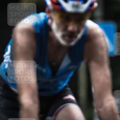13.09.2026 - Stadtparktriathlon H.Heesch http://msf.ph/oto/10352923 13.09.2026 09:29:07 Radfahren 76, 84, 101, 178 meine-sportfotos.de