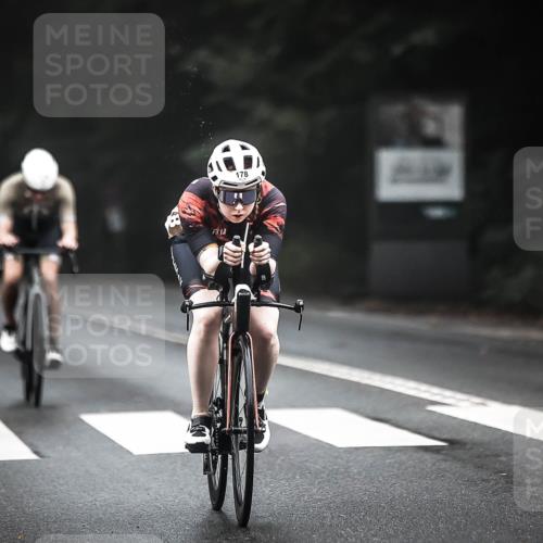 13.09.2026 - Stadtparktriathlon H.Heesch http://msf.ph/oto/10352927 13.09.2026 09:29:09 Radfahren 76, 84, 101, 123, 178, 192 meine-sportfotos.de