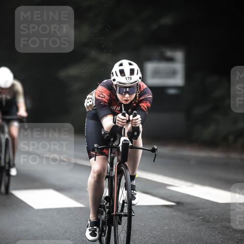 13.09.2026 - Stadtparktriathlon H.Heesch http://msf.ph/oto/10352935 13.09.2026 09:29:09 Radfahren 76, 84, 101, 123, 178, 192 meine-sportfotos.de